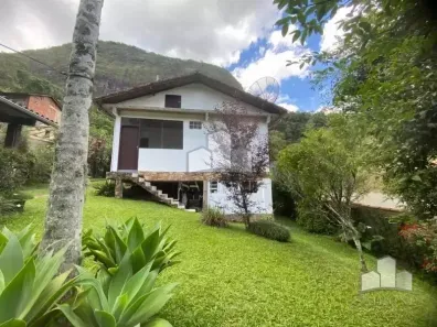Casa com 4 Quartos à venda, 1000m² no Fazenda Inglesa, Petrópolis