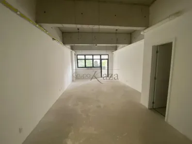 Sala Comercial para alugar, 30m² no Condomínio Royal Park, São José dos Campos