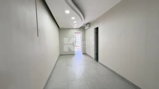 Sala Comercial com 4 Quartos para alugar, 105m² no Centro, Curitiba