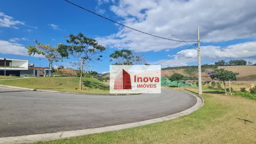 Lote/Terreno à venda, 610m² no São Pedro, Juiz de Fora