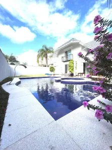Casa com 3 Quartos à venda, 231m² no Jurerê Internacional, Florianópolis