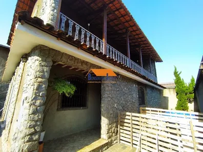 Casa com 4 Quartos à venda, 300m² no Santa Cruz, Belo Horizonte