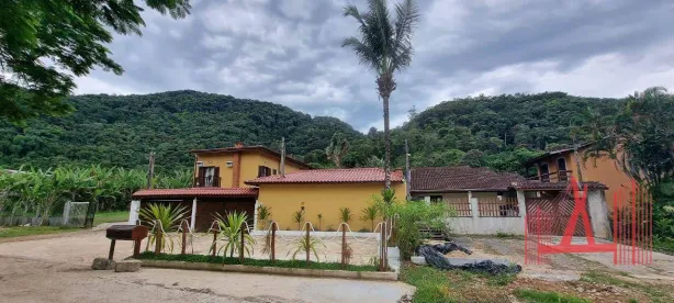 Casa de Condomínio com 10 Quartos à venda, 414m² no Enseada, Ubatuba