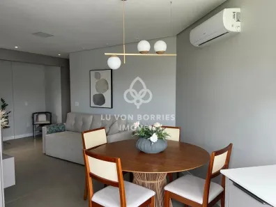 Apartamento com 2 Quartos à venda, 74m² no Jurerê, Florianópolis