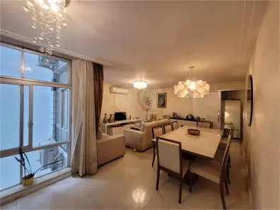 Apartamento com 3 Quartos à venda, 240m² no Gonzaga, Santos