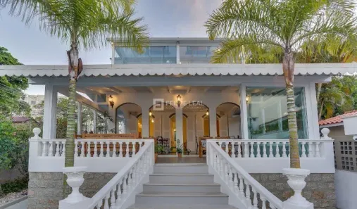 Fazenda/Sítio com 10 Quartos à venda, 350m² no Canasvieiras, Florianópolis
