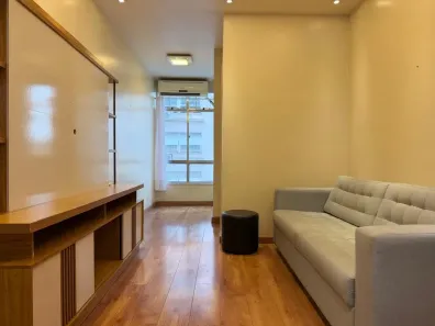 Apartamento com 2 Quartos para alugar, 56m² no Copacabana, Rio de Janeiro