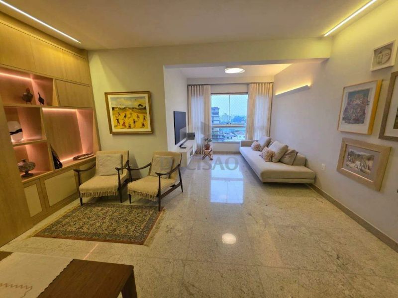 Apartamento com 4 quartos — Santa Efigênia, Belo Horizonte