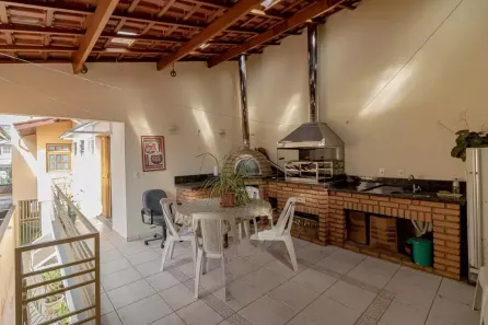 Sobrado com 4 Quartos para alugar, 124m² no Vila Gilda, Santo André