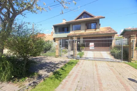 Casa com 3 Quartos à venda, 300m² no Laranjal, Pelotas