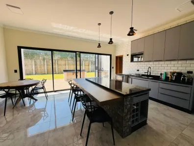 Casa de Condomínio com 3 Quartos à venda, 180m² no , Itupeva