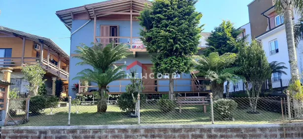 Casa com 10 Quartos à venda, 450m² no Carniel, Gramado