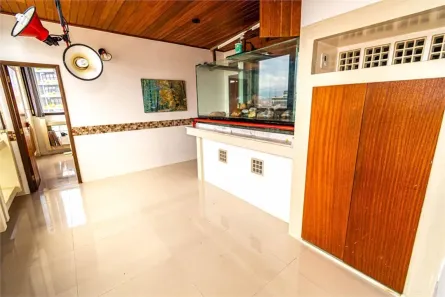 Sala Comercial à venda, 100m² no Gonzaga, Santos