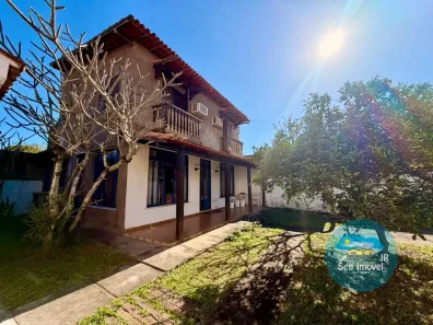 Casa com 5 Quartos à venda, 228m² no Centro, Araruama