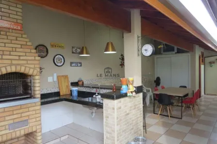Casa com 3 Quartos à venda, 265m² no Jardim Brasília, Piracicaba