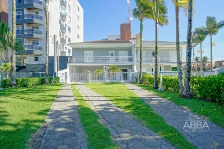 Sobrado com 3 Quartos à venda, 190m² no Caiobá, Matinhos