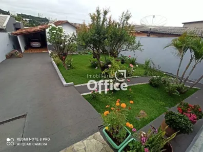 Casa com 4 Quartos à venda, 200m² no Maracanã, Anápolis