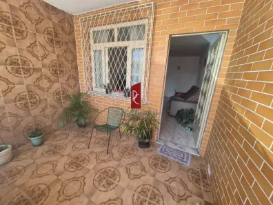 Casa com 2 Quartos à venda, 48m² no Irajá, Rio de Janeiro