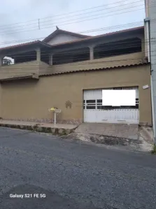 Casa com 5 Quartos à venda, 240m² no Fonte Grande, Contagem