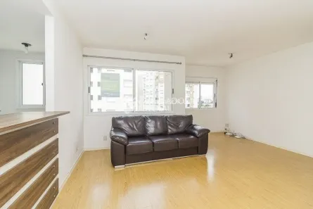Apartamento com 2 Quartos à venda, 69m² no Vila Ipiranga, Porto Alegre