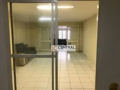 Imóvel Comercial com 5 Quartos para alugar, 640m² no Amaralina, Salvador