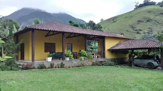 Fazenda/Sítio com 3 Quartos à venda, 250m² no Centro, Macaé