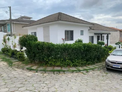 Casa de Condomínio com 3 Quartos à venda, 98m² no Ogiva, Cabo Frio