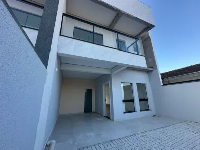 Casa com 3 Quartos à venda, 150m² no Meia Praia, Navegantes