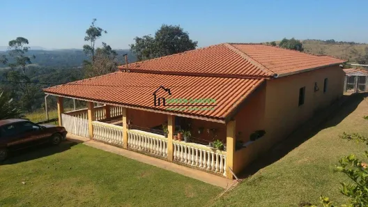 Fazenda/Sítio com 3 Quartos à venda, 220m² no Pau Arcado, Campo Limpo Paulista