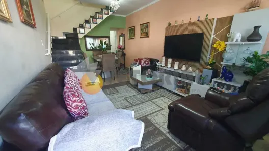 Sobrado com 2 Quartos à venda, 80m² no Cidade Jardim, Caraguatatuba