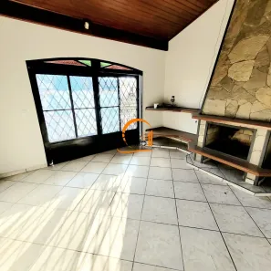 Imóvel Comercial com 1 Quarto para alugar, 350m² no Alvinópolis, Atibaia