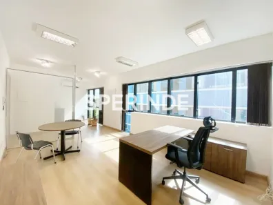 Sala Comercial para alugar, 42m² no Auxiliadora, Porto Alegre