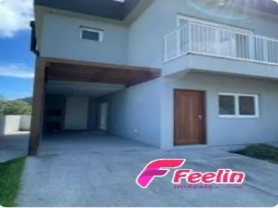 Casa com 3 Quartos à venda, 120m² no Rio Tavares, Florianópolis