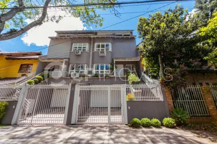 Casa com 4 Quartos à venda, 259m² no Jardim Itu, Porto Alegre