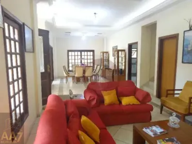 Sobrado com 4 Quartos à venda, 350m² no Cidade São Francisco, São Paulo