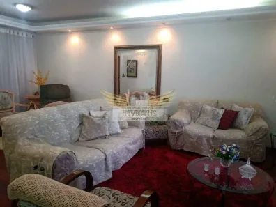 Sobrado com 5 Quartos à venda, 217m² no Vila Metalúrgica, Santo André