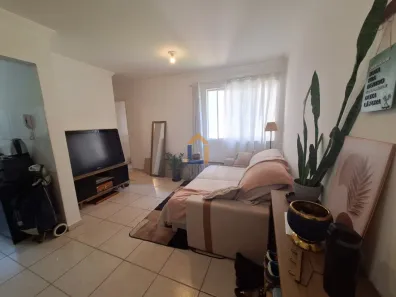 Apartamento com 2 Quartos à venda, 47m² no Santa Cândida, Curitiba