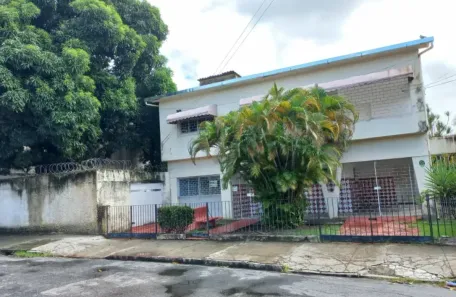 Casa com 7 Quartos à venda, 369m² no Campo Grande, Recife