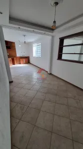 Casa com 2 Quartos para alugar, 120m² no Centro, Nova Lima