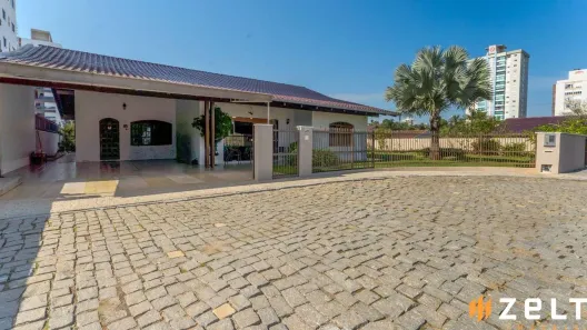 Casa com 3 Quartos à venda, 224m² no Itoupava Norte, Blumenau