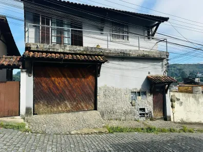 Casa com 3 Quartos para alugar, 100m² no Coronel Veiga, Petrópolis