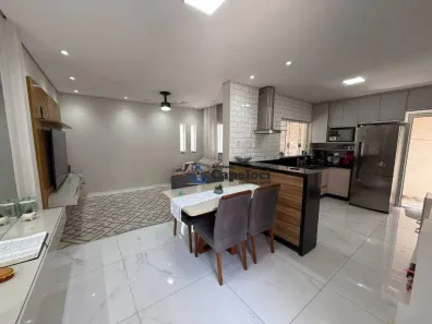 Casa com 3 Quartos à venda, 145m² no Vila Iório, São Paulo