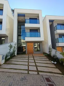 Casa de Condomínio com 4 Quartos à venda, 169m² no Parque Rincão, Cotia