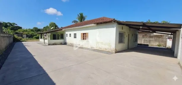 Fazenda/Sítio com 5 Quartos à venda, 135m² no , Itanhaém