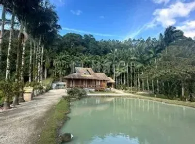 Fazenda/Sítio com 4 Quartos à venda, 500m² no Centro, Mairinque