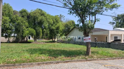 Lote/Terreno à venda, 611m² no Ubatiba, Maricá