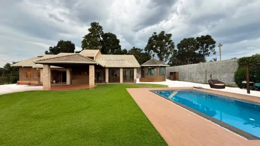 Casa de Condomínio com 4 Quartos para alugar, 400m² no Recanto do Salto, Londrina