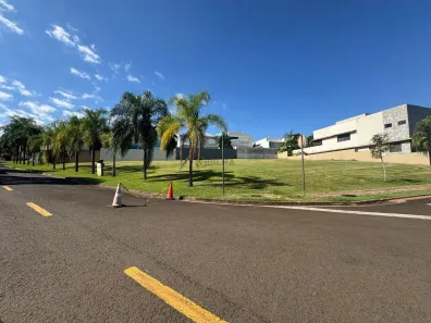 com 1 Quarto à venda, 1m² no Vivendas do Arvoredo, Londrina