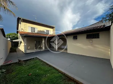 Sobrado com 3 Quartos à venda, 280m² no Setor Garavelo, Aparecida de Goiânia