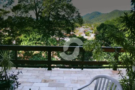 Casa com 3 Quartos à venda, 12m² no Maravista, Niterói